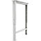 Wit, rechthoekig metalen frame voor een tafel. De constructie bestaat uit verticale en horizontale stijlen met gaten en schroeven.