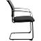 Chaise de bureau cantilever noire. Dossier en maille, assise rembourrée. Accoudoirs en métal. Le cadre est noir.