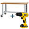 Werkbank mit Holzplatte und Akku-Bohrschrauber in gelb und schwarz.