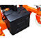 Schwarzes Batteriegehäuse an einem orangefarbenen Hubwagen mit rotem Stecker.