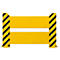Barrière jaune avec des rayures diagonales noires sur les côtés. Deux barres horizontales jaunes reliées aux poteaux marqués.