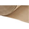 Aufgerolltes braunes Packpapier vor weißem Hintergrund.