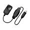 Schwarzer FernauslÃ¶ser von Sony mit Kabel und USB-Stecker. Auf dem AuslÃ¶ser steht SONY RM-SPR1.