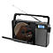 Schwarzes tragbares Radio mit CD-Player und ausgezogener Antenne vor weißem Hintergrund.