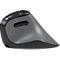 Souris verticale ergonomique grise. Boutons et molette noirs en haut, deux boutons noirs sur le côté. Logo du fabricant.