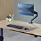 Tapis de bureau beige avec logo en bas à droite.