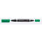 Ein grüner Staedtler Lumocolor Permanent Duo Marker mit abgenommenen Kappen vor weißem Hintergrund.