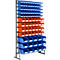 Een zwart rek met veel kleine, stapelbare opbergbakken in blauw en oranje.