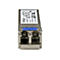 Ein silberfarbenes SFP-Modul mit Aufschrift StarTech.com und blauer Halterung.
