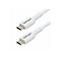 Deux câbles USB-C blancs ; Logo StarTech.com sur les deux câbles.