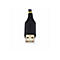 Gros plan sur un câble USB. Câble noir avec un accent jaune, connecteur USB-A doré.
