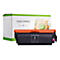 Eine Druckerpatrone vor einer Box mit Text, orange-schwarz-farbig. Der Deckel der Patrone ist orange.