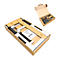 Support TV noir avec motif de trous, support et vis sur fond blanc.