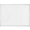 Tableau blanc rectangulaire avec un cadre argenté.