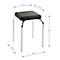 Tabouret avec assise noire, pieds chromés, dimensions indiquées : 31x31x49 cm. Dimension inférieure 36 cm.