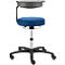 Tabouret pivotant avec assise bleue, dossier gris, cadre noir et roulettes.