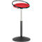 Tabouret rouge avec cadre et base noirs.