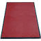 Un tapis rouge avec une bordure noire. La surface est douce et texturée.