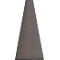 Long tapis rectangulaire, marron avec une bordure noire. Pris en perspective d'en haut.
