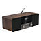 Ein braun-schwarzes Digitalradio mit Holzelementen und einem Display. Auf dem Display steht "STAR*SAT RADIO Robbie Williams -".
