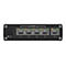 Frontansicht eines Netzwerkschalters mit fünf Ethernet-Ports und einem Stromanschluss.