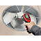Un thermomètre mesure la température d'un ventilateur. L'écran affiche 90,5.