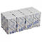 Múltiples paquetes de toallas de papel, blanco con logotipo azul y rayas diagonales. Dice 'Scott'.