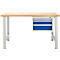 Werkbank mit Holzplatte, grauen Beinen und blauem Schubladensystem.