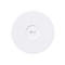 Un appareil Wi-Fi blanc et rond avec le logo TP-Link. Le centre est légèrement en retrait.