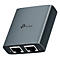 Grauer TP-Link-Netzwerkadapter mit zwei Ethernet-Anschlüssen. Das Logo ist auf der Oberfläche zu sehen.