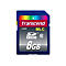Blaue Transcend SDHC-Speicherkarte mit 8 GB Kapazität und MLC-Technologie vor weißem Hintergrund.