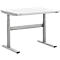 Bureau blanc réglable en hauteur, pieds et cadre gris-argent.
