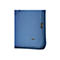 Detailaufnahme einer blauen Laptoptasche mit Trust-Logo und kleinem RPET-Etikett an der Seite.