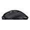 Schwarze, ergonomische Gaming-Maus in der Seitenansicht vor weißem Hintergrund.