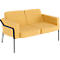 Geel 2-zits bank met zwart metalen frame. Gevoerde zitting en rugleuning. Modern design.