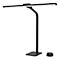 Schwarze LED-Schreibtischlampe mit rechteckigem Sockel, schwenkbarem Arm und Bedienknopf.