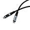 Schwarzes Verbatim USB-C-Kabel mit grauen Metallsteckern vor weißem Hintergrund.