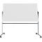 Wit, vrijstaand whiteboard op wielen. Frame en standaard in donkere kleur.