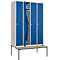 Vestiaire, 4 compartiments, 300 mm, serrure à came batteuse, avec banc, porte bleu gentiane