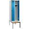 Vestiaire C+P Evolo Plus, 2 compartiments de 300 mm de large chacun, banquette sous le meuble, L 600 x P 815 x H 2120 mm, loquet rotatif, gris clair/bleu clair