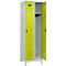 Vestiaire C+P Evolo Plus, 2 compartiments, largeur 300 mm, avec pieds, verrou rotatif de sécurité, L 600 x P 500 x H 1950 mm, gris clair/vert clown
