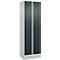 Vestiaire C+P Evolo Plus, 2 compartiments, largeur de compartiment 300 mm, avec socle, butée à droite, verrou rotatif de sécurité, butée Soft, anti-effraction, L 600 x P 500 x H 1950 mm, gris clair RAL 7035/gris anthracite RAL 7016