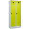 Vestiaire C+P Evolo Plus, 2 compartiments, largeur des compartiments 400 mm, avec socle, charnières à droite, L 800 x P 500 x H 1950 mm, verrou tournant, gris clair/vert clown