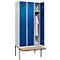Vestiaire C+P Evolo Plus, 3 compartiments de 300 mm de large, banquette flottante, L 900 x P 815 x H 2120 mm, loquet rotatif, gris clair/bleu gentiane