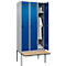 Vestiaire C+P Evolo Plus, 3 compartiments de 300 mm de large, banquette flottante, L 900 x P 815 x H 2120 mm, verrou tournant, aluminium blanc/bleu gentiane