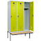 Vestiaire C+P Evolo Plus, 3 compartiments de 400 mm de large, banquette flottante, L 1200 x P 815 x H 2120 mm, loquet rotatif, gris clair/vert clown