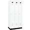 Vestiaire C+P Evolo Plus, 3 compartiments, largeur de compartiment 300 mm, avec socle, butée à droite, butée Soft, anti-effraction, L 900 x P 500 x H 1950 mm, serrure à cylindre, blanc trafic RAL 9016/blanc trafic RAL 9016