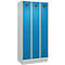 Vestiaire C+P Evolo Plus, 3 compartiments, largeur de compartiment 300 mm, avec socle, butée à droite, butée Soft, anti-effraction, L 900 x P 500 x H 1950 mm, serrure à cylindre, gris clair RAL 7035/bleu clair RAL 5012
