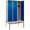 Vestiaire C+P Evolo Plus, 3 compartiments, largeur des compartiments 400 mm, avec banc encastré, L 1200 x P 815 x H 2120 mm, loquet rotatif, blanc aluminium/bleu gentiane
