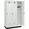 Vestiaire C+P Evolo Plus, 3 compartiments, largeur des compartiments 400 mm, avec socle, charnières à droite, L 1200 x P 500 x H 1950 mm, verrou rotatif, gris clair/gris clair
